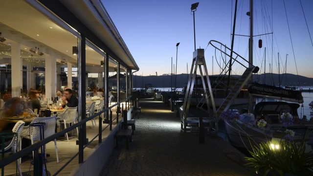 Local Dry Dock 4