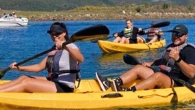aa Kayak 4